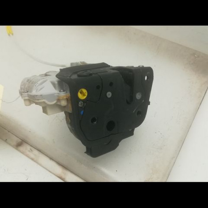 Serrure porte arg occasion AUDI A4 II Phase 2 09-2004->04-2008 8E0839016AA 2