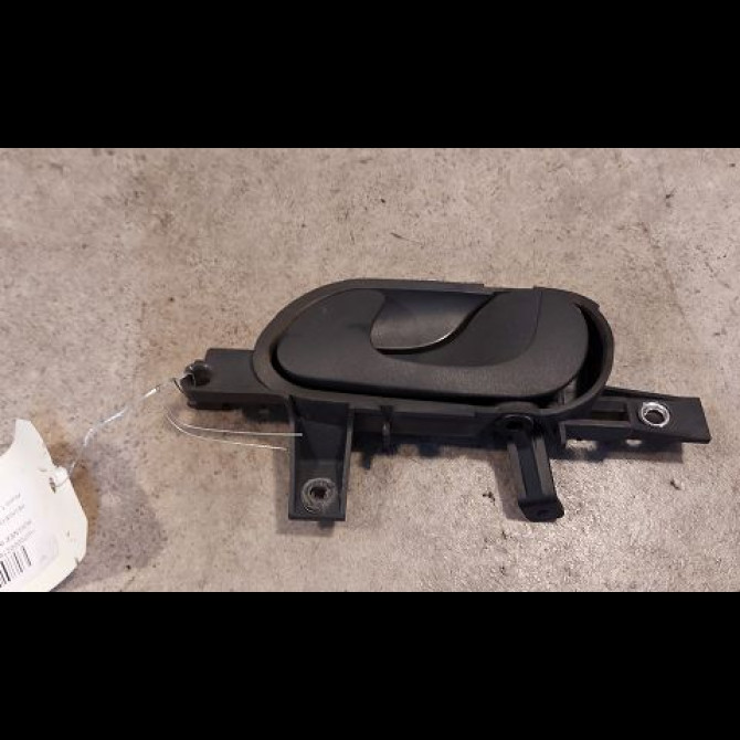 Poignee int porte avd occasion PEUGEOT 806 Phase 1 06-1994->12-2001 2.1 TD 110ch 914450 1