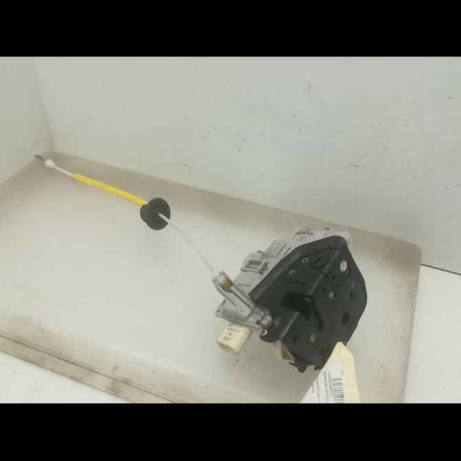 Serrure porte ard occasion AUDI A4 II Phase 2 09-2004->04-2008 8E0839016AA 1