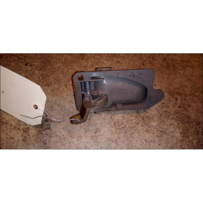 Poignee int porte ard occasion CITROEN XSARA PICASSO Phase 1 12-1999->02-2004 2.0 HDi 90ch 9143F3 2
