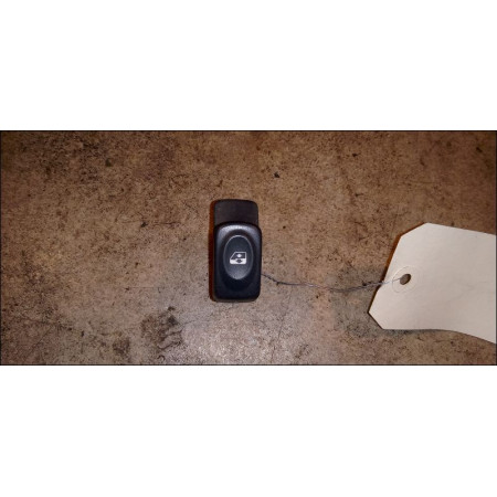 Commande lève-glace porte avant droite occasion RENAULT MEGANE I Phase 1 11-1995->03-1999 1.4