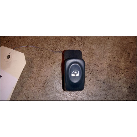 Commande lève-glace porte avant droite occasion RENAULT MEGANE I Phase 1 11-1995->03-1999 1.9 D