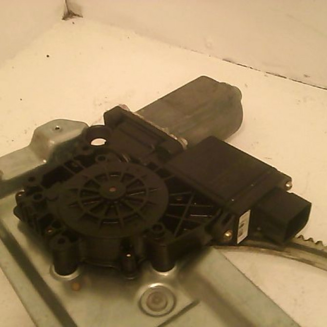 Mecanisme+moteur leve-glace avg occasion OPEL VECTRA II Phase 2 02-1999->06-2002 90512643 2