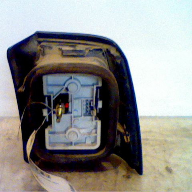 Feu arrière gauche occasion CITROEN XANTIA Phase 1 03-1993->06-1998 1.9 TD 00006350K2 2