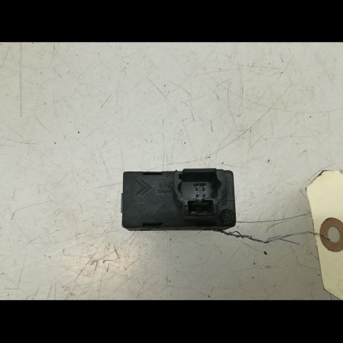 Commande leve-glace porte arrière droite occasion PEUGEOT 307 Phase 1 04-2001->06-2005 2.0 HDI 16v 136ch 6554E8 2