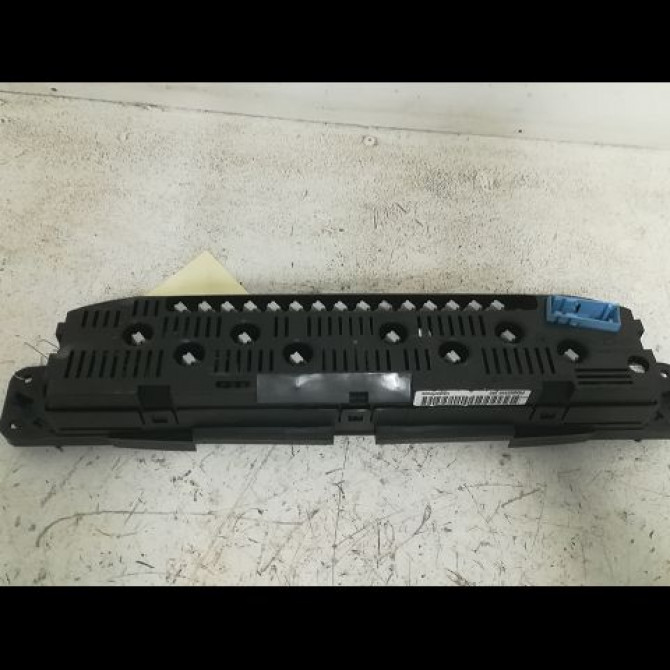 Compteur occasion CITROEN XSARA PICASSO Phase 2 02-2004->12-2010 1.6i 16v 6105VZ 2