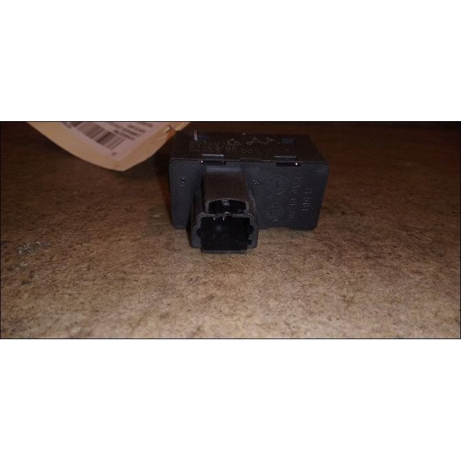 Commande leve-glace porte arrière droite occasion PEUGEOT 407 Phase 1 04-2004->07-2008 1.6 HDI 16v 6554E8 2