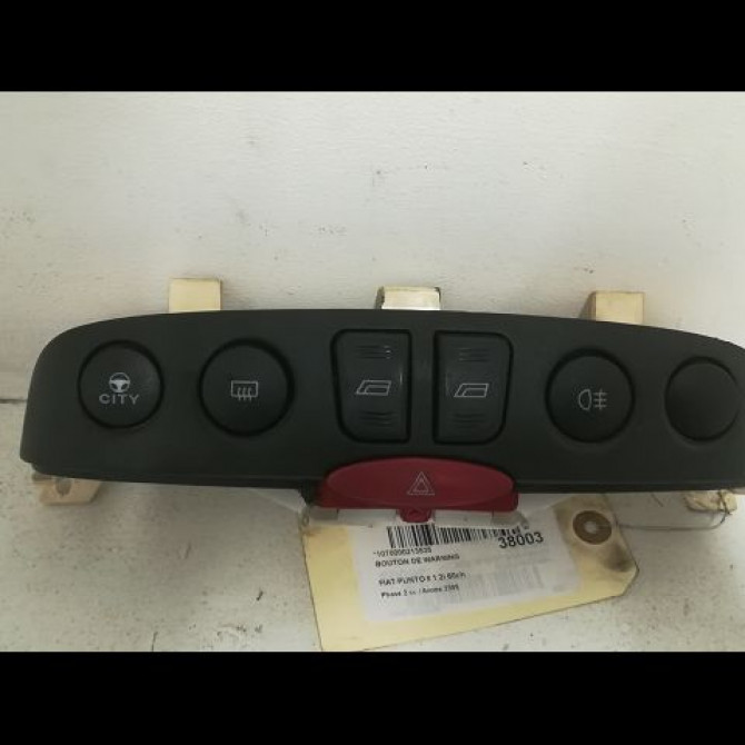 Bouton de warning occasion FIAT PUNTO II Phase 2 05-2003->10-2009 1.2i 60ch 1