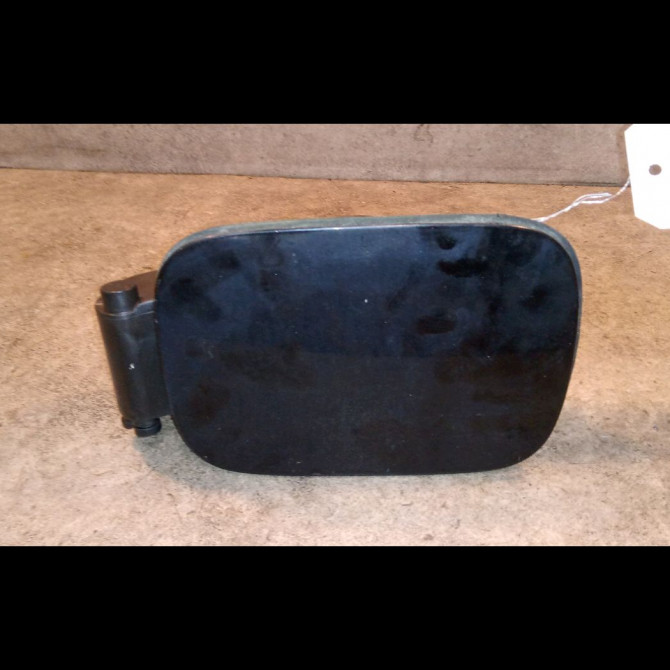 Volet de trappe carburant occasion B.M.W. SERIE 1 I Phase 1 04-1995->04-1999 118 D 143ch 51177166825 1