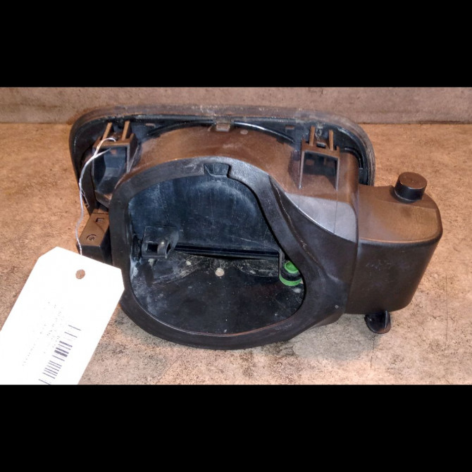 Volet de trappe carburant occasion B.M.W. SERIE 1 I Phase 1 04-1995->04-1999 118 D 143ch 51177166825 2