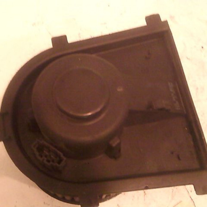 Ventilateur de chauffage occasion SEAT IBIZA II Phase 3 09-1999->03-2002 1.9 SDI 6N1819021A 2