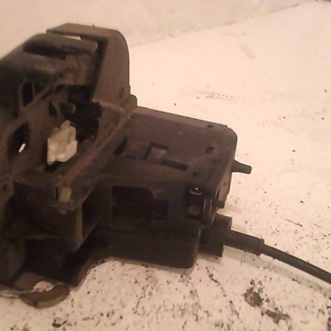 Serrure porte avd occasion RENAULT MEGANE I Phase 1 11-1995->03-1999 7701473172 2