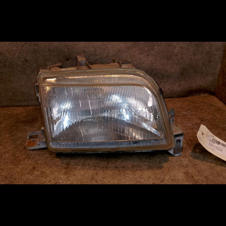 Phare droit occasion RENAULT CLIO I Phase 1 06-1990->03-1994 1.9 D 7701034147