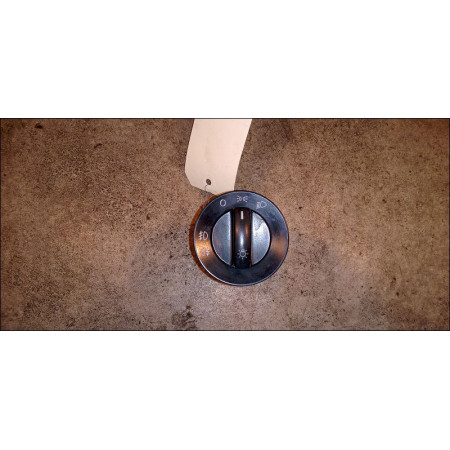 Interrupteur commande de phares occasion VOLKSWAGEN POLO IV Phase 1 01-2002->05-2005 1.9 TDI 100ch 6R0941531GAPV