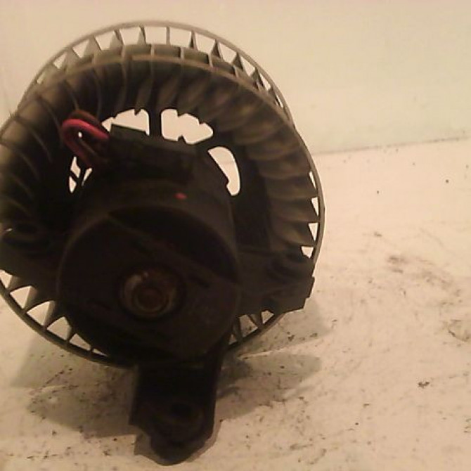 Ventilateur de chauffage occasion MERCEDES CLASSE A I Phase 1 01-1998->03-2001 A 170 CDI 1688200542 2
