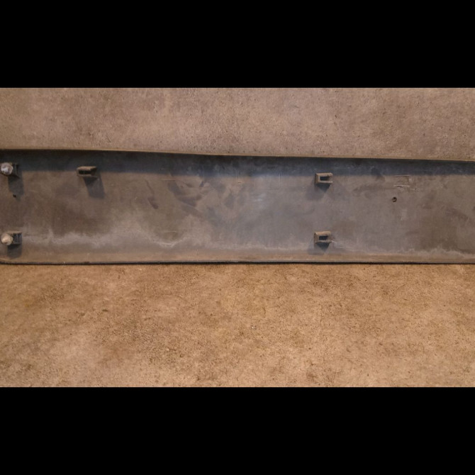 Protection porte avg occasion RENAULT TRAFIC II Phase 1 10-2001->08-2006 1.9 DCI 100ch 7701477274 2