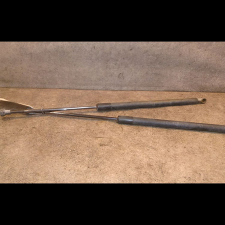 Verin droit hayon occasion B.M.W. SERIE 3 IV Phase 1 04-1995->04-1999 320 D 150ch 51248232873