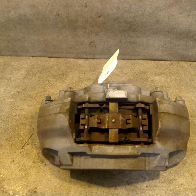 Etrier de frein avant gauche occasion MERCEDES CLASSE C IV 114219598 1