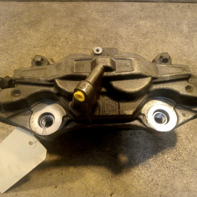 Etrier de frein avant droit occasion MERCEDES CLASSE C IV 114219698 3