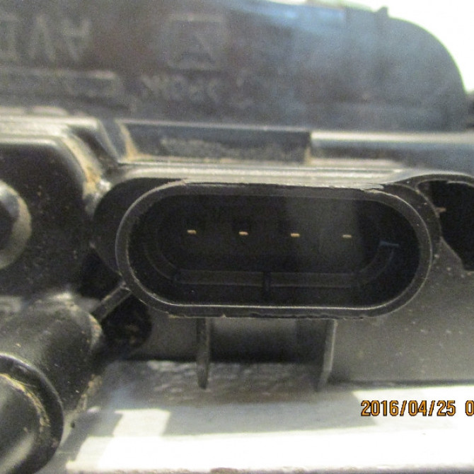 Serrure porte avd occasion RENAULT VELSATIS Phase 1 01-2002->04-2005 2.2 DCI 150ch 8200012900 2