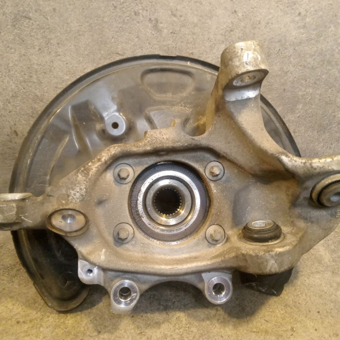 Moyeu arg occasion MERCEDES CLASSE C IV 2053570400 2