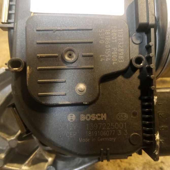 Moteur essuie-glace avant occasion MERCEDES CLASSE C IV 2138207902 4