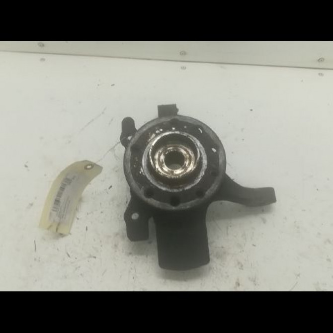 Moyeu avg occasion OPEL ASTRA III ASTRA III Phase 1 2004-04-01->2006-12-31 1.7 CDTI 100ch 93178652 1