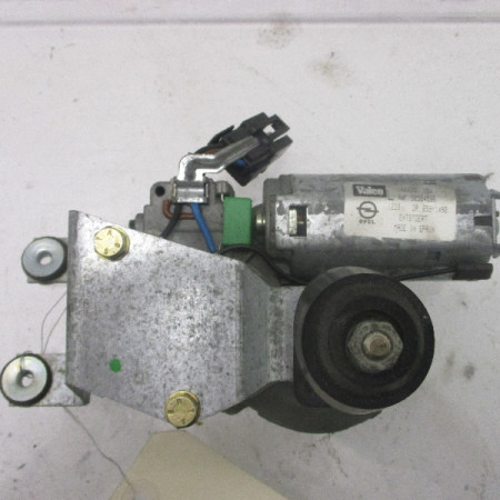 Moteur essuie-glace arrière occasion OPEL VECTRA II Phase 2 02-1999->06-2002 90584596