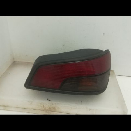 Feu arrière droit occasion PEUGEOT 306 Phase 1 09-1994->03-1997 1.9 TD 635195