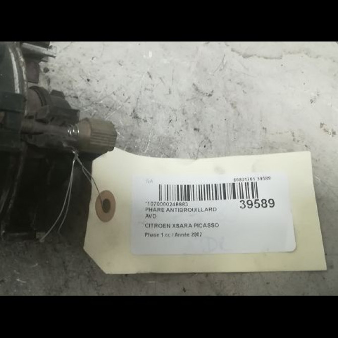 Phare antibrouillard avant droit occasion CITROEN XSARA PICASSO Phase 1 12-1999->02-2004 1.8i 16v 6204AA 3