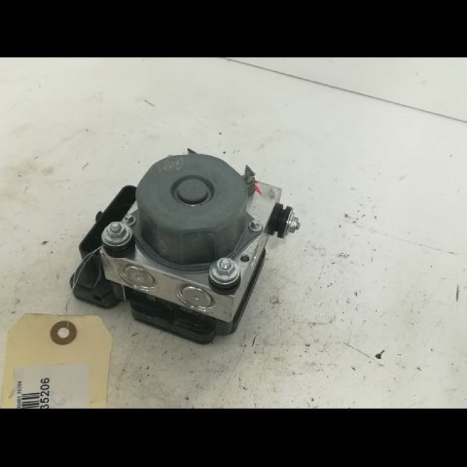 Unité hydraulique ABS occasion RENAULT CAPTUR Phase 1 02-2013->... 1.5 DCI 90ch 476607745R 2