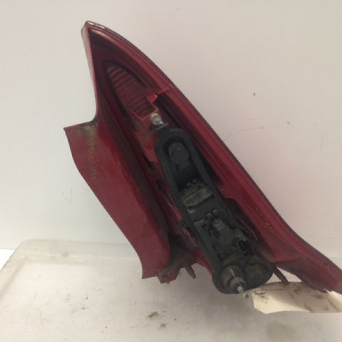 Feu arrière gauche occasion CITROEN C4 I Phase 1 11-2004->07-2008 1.6 HDi 110ch 00006350T6 2