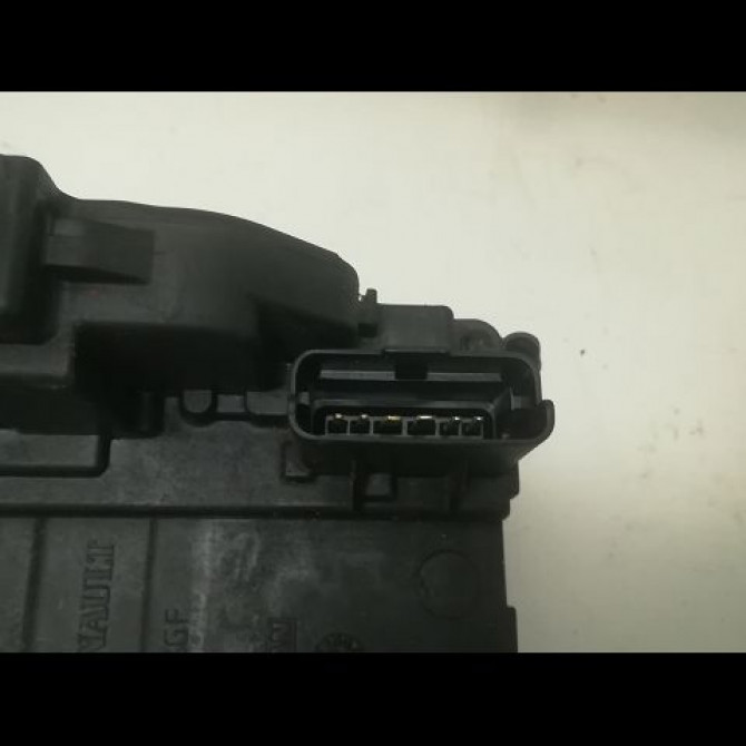 Serrure porte ard occasion RENAULT LAGUNA III Phase 1 10-2007->10-2010 1.5 DCI 825000003R 4