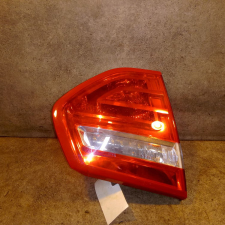 Feu arrière interieur gauche occasion CITROEN C4 PICASSO I Phase 1 01-2007->10-2013 1.6 e-HDI 8v 110ch 00006350LR