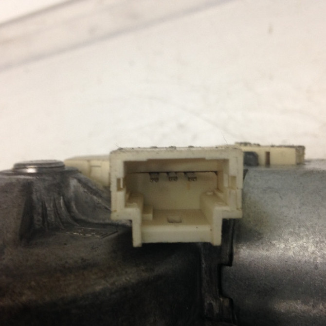 Moteur essuie-glace arrière occasion CITROEN C3 I Phase 1 04-2002->10-2005 1.1i 00006405J9 3