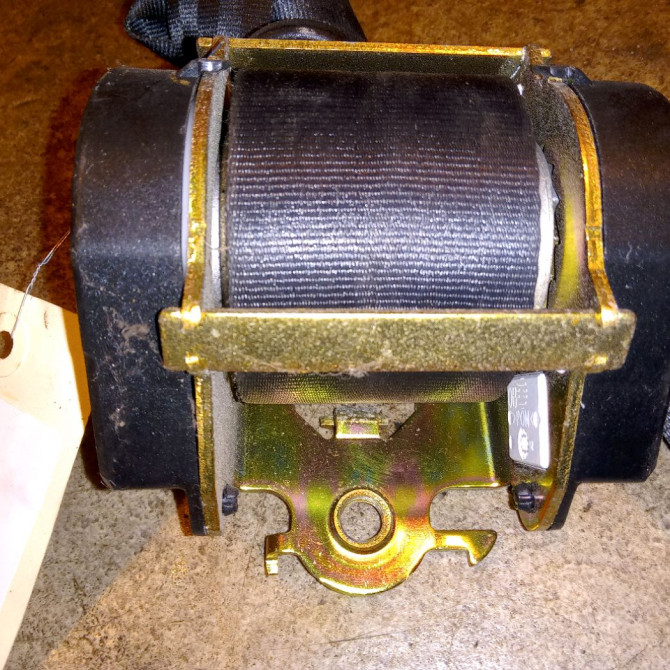 Ceinture arrière gauche occasion PEUGEOT 206 Phase 1 09-1998->03-2009 1.9 D 8975R2 2