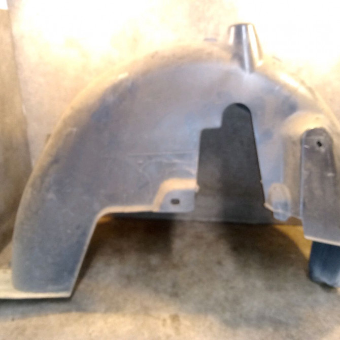 Pare-boue arrière gauche occasion PEUGEOT 208 Phase 2 04-2015->... 1.0 PURETECH 68ch 1