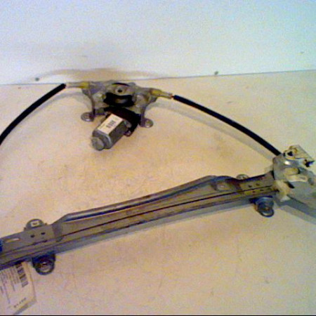 Mecanisme + moteur lève-glace avant droit occasion RENAULT TWINGO II Phase 1 06-2007->11-2011 1.5 DCI 75ch 8200384741
