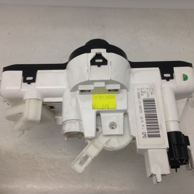 Commande de chauffage occasion RENAULT SCENIC II Phase 1 03-2004->09-2006 1.5 DCI 100ch 7701056580 3