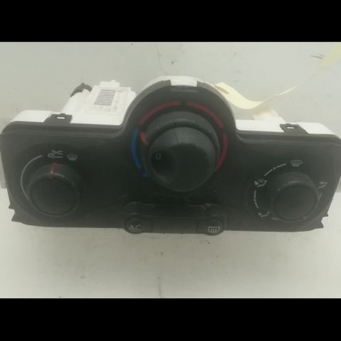 Commande de chauffage occasion RENAULT SCENIC II Phase 2 09-2006->04-2009 1.6i 16v 7701056580 1