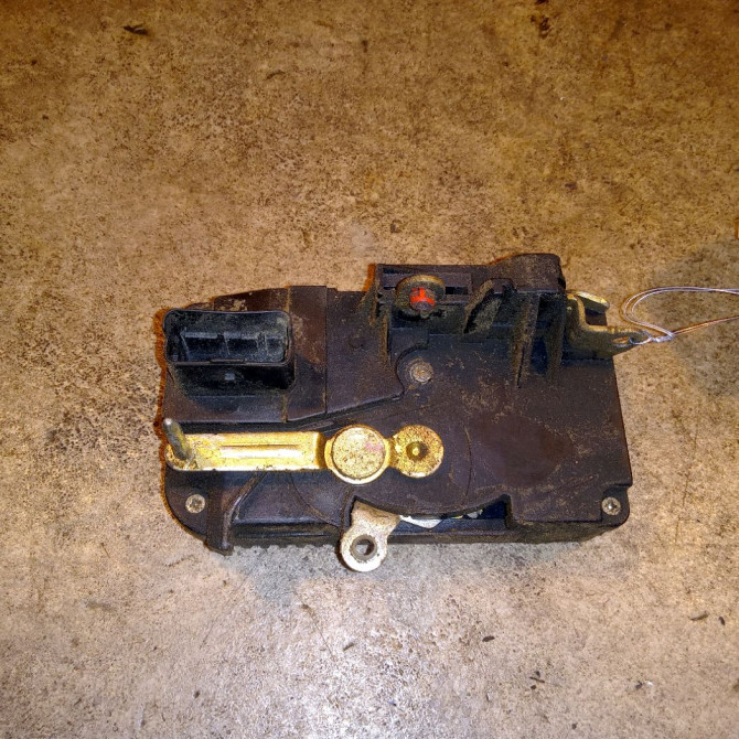 Serrure porte avd occasion PEUGEOT EXPERT I Phase 1 10-1995->12-2003 9136K2 1