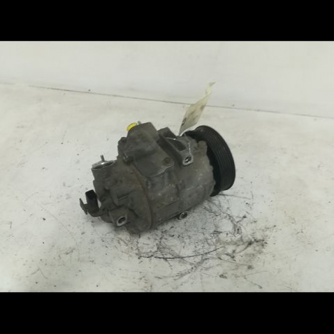 Compresseur air conditionne occasion VOLKSWAGEN POLO IV Phase 1 01-2002->05-2005 1.4 TDI 75ch 6Q0820803DX 2
