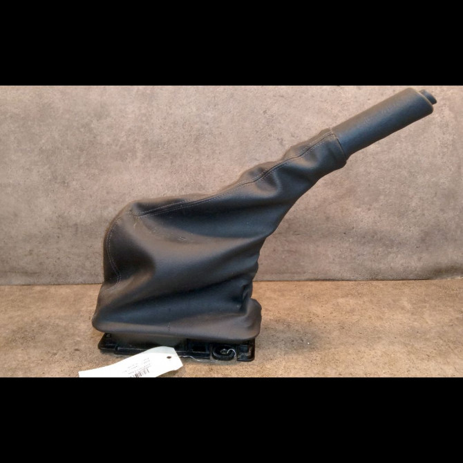 Levier frein a main occasion RENAULT TRAFIC II Phase 1 10-2001->08-2006 1.9 DCI 100ch 360103501R 1