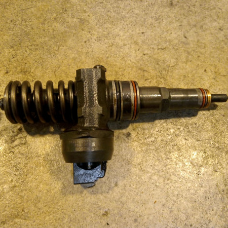 Injecteur occasion VOLKSWAGEN POLO IV Phase 1 01-2002->05-2005 1.4 TDI 75ch 45130073T