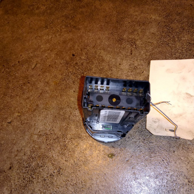 Interrupteur commande de phares occasion AUDI A4 II Phase 2 09-2004->04-2008 1.9 TDI 115ch 4E0953513K4PK 2