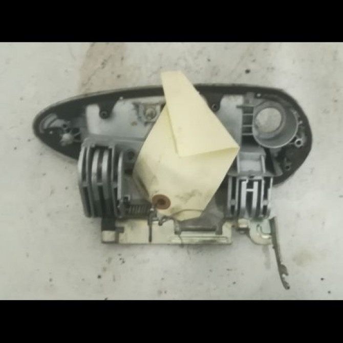 Poignee ext porte avg occasion FIAT PUNTO EVO III Phase 1 10-2009->12-2013 1.3 MULTIJET 75ch 735499040 2