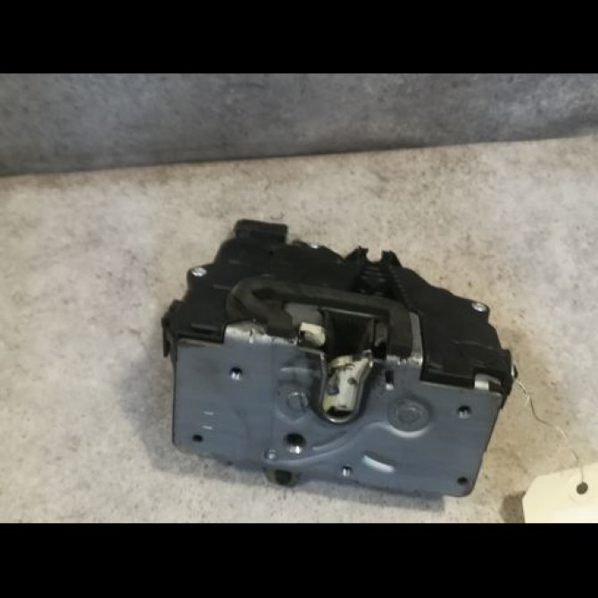 Serrure porte avg occasion FIAT PUNTO EVO III Phase 1 10-2009->12-2013 1.3 MULTIJET 75ch 51858835 1