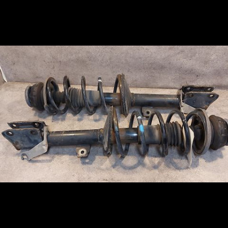 Amortisseur avant droit occasion DACIA DUSTER Phase 1 03-2010->12-2013 1.5 DCI 85ch 543026656R