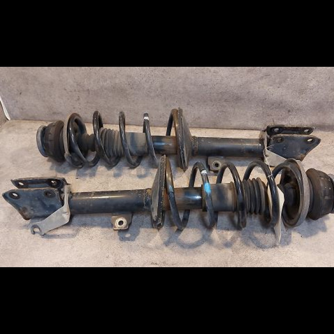 Amortisseur avant droit occasion DACIA DUSTER Phase 1 03-2010->12-2013 1.5 DCI 85ch 543026656R 1