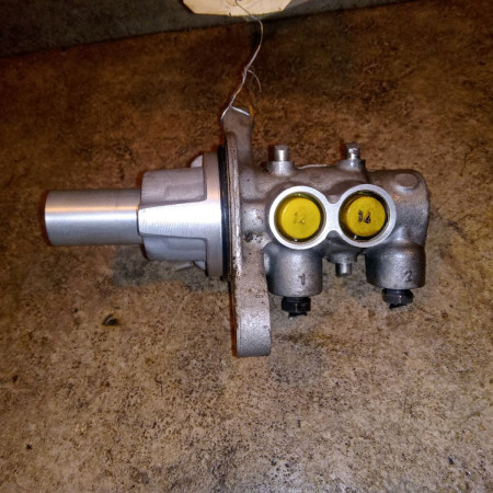 Maitre cylindre occasion FIAT PUNTO EVO III Phase 1 10-2009->12-2013 1.3 MULTIJET 75ch